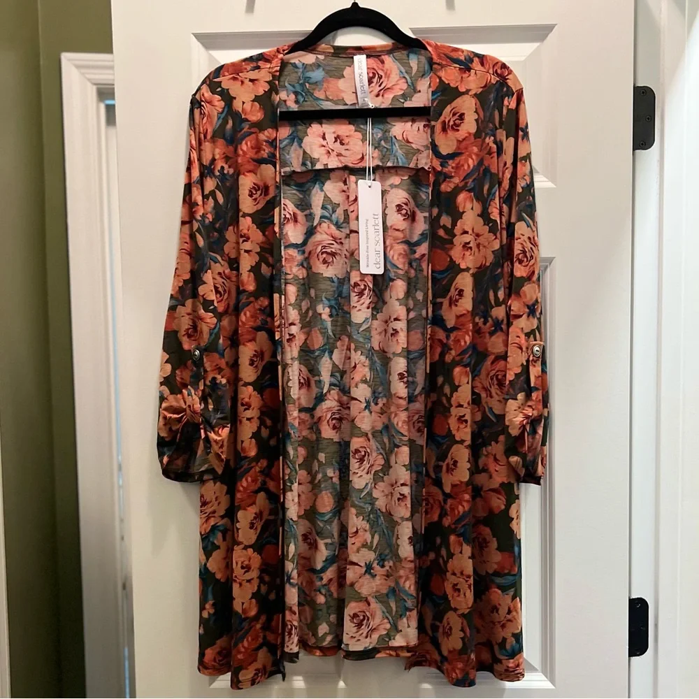 NWT Dear Scarlett Beautiful Breeze Lizzy Cardigan